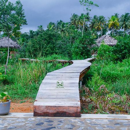 The Glade Aparthotel Weligama Exterior photo