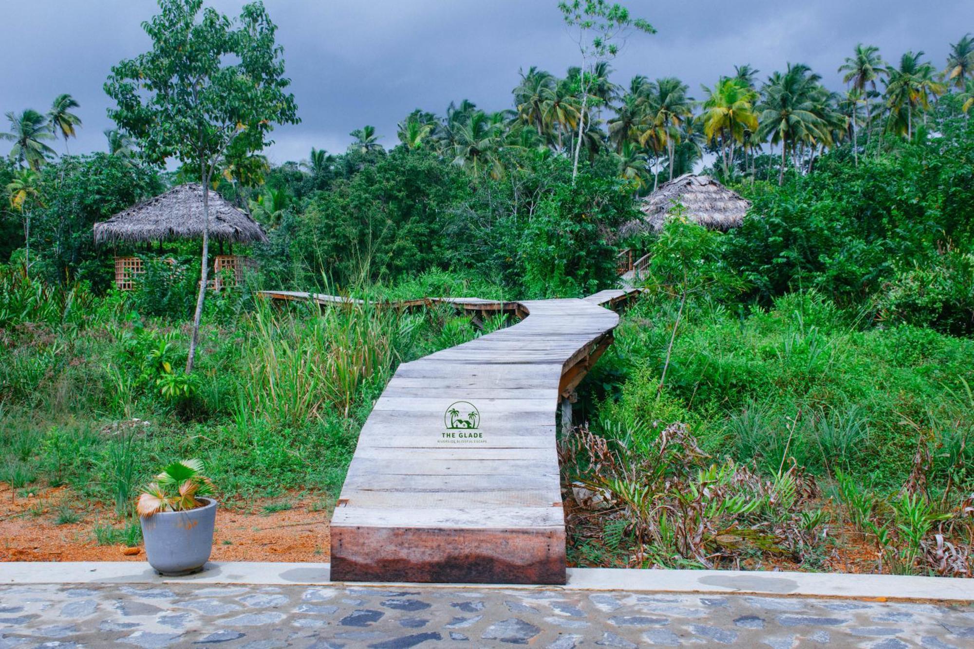 The Glade Aparthotel Weligama Exterior photo