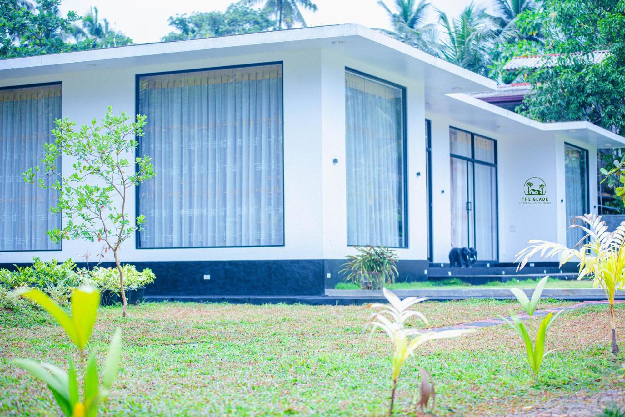 The Glade Aparthotel Weligama Exterior photo